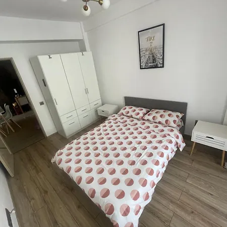 Bulg Modern Apartment Sofia